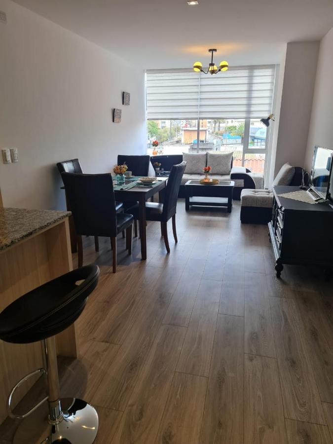 Hermoso Departamento, Centrico Y Tranquilo Quito Ngoại thất bức ảnh