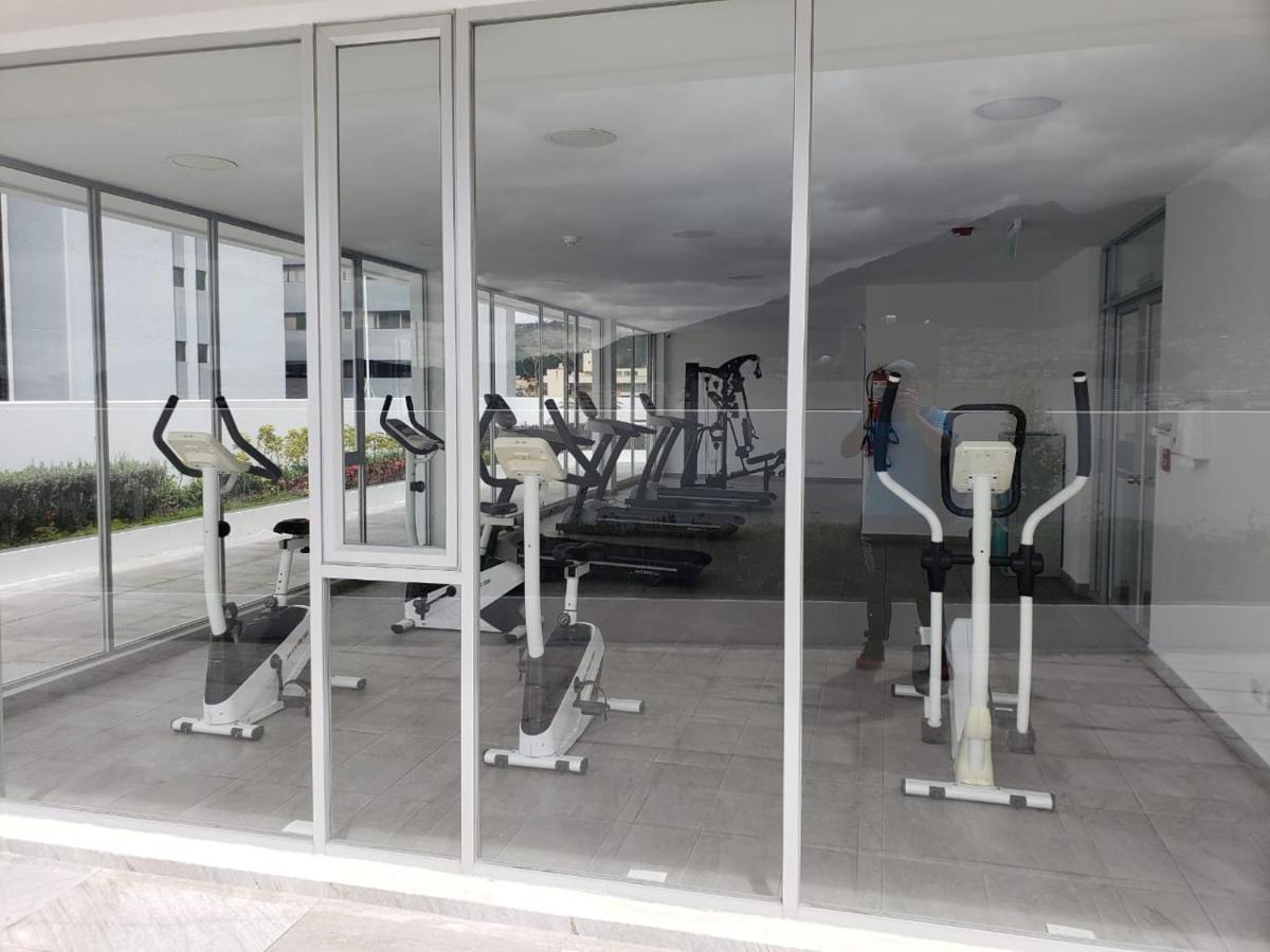 Hermoso Departamento, Centrico Y Tranquilo Quito Ngoại thất bức ảnh