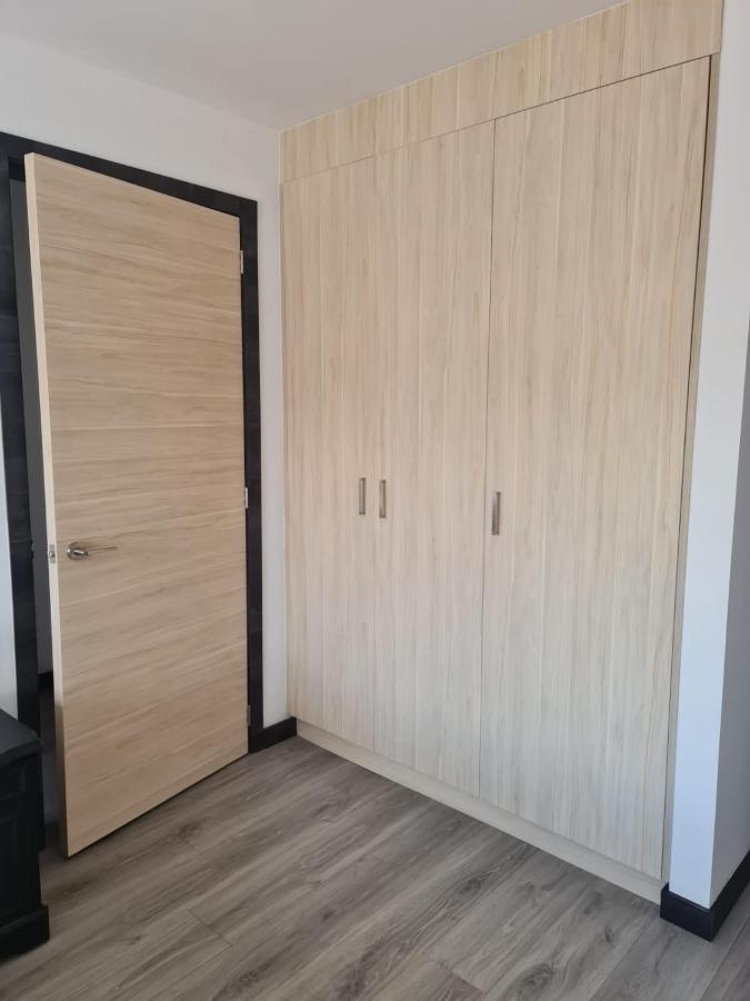 Hermoso Departamento, Centrico Y Tranquilo Quito Ngoại thất bức ảnh